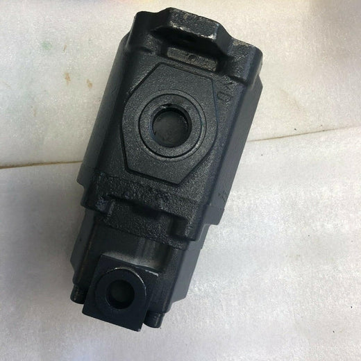 Gear Pump 4397673 for Hitachi Excavator EX60-5(LC) EX60BUN-5 EX70LCK-5 - KUDUPARTS