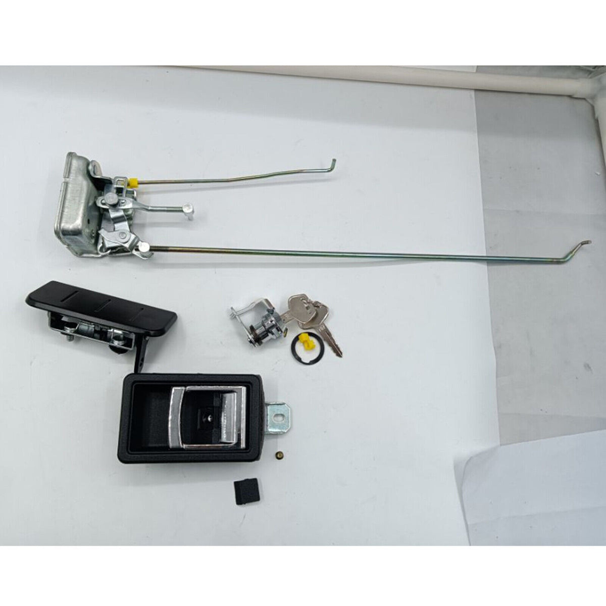 KOMATSU PC300-6 Door Lock - KUDUPARTS