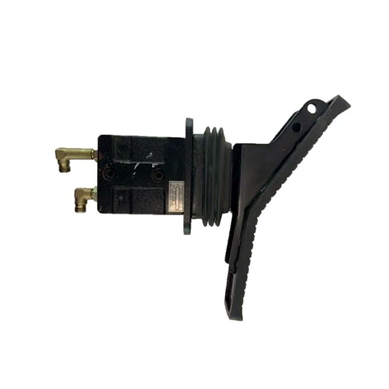 Pedal Single Assembly 34E7-04720 for Hyundai Excavator R110-7 R140LC-7 R140W-7 R160LC-7 R170W-7 R180LC-7 R200W-7 - KUDUPARTS