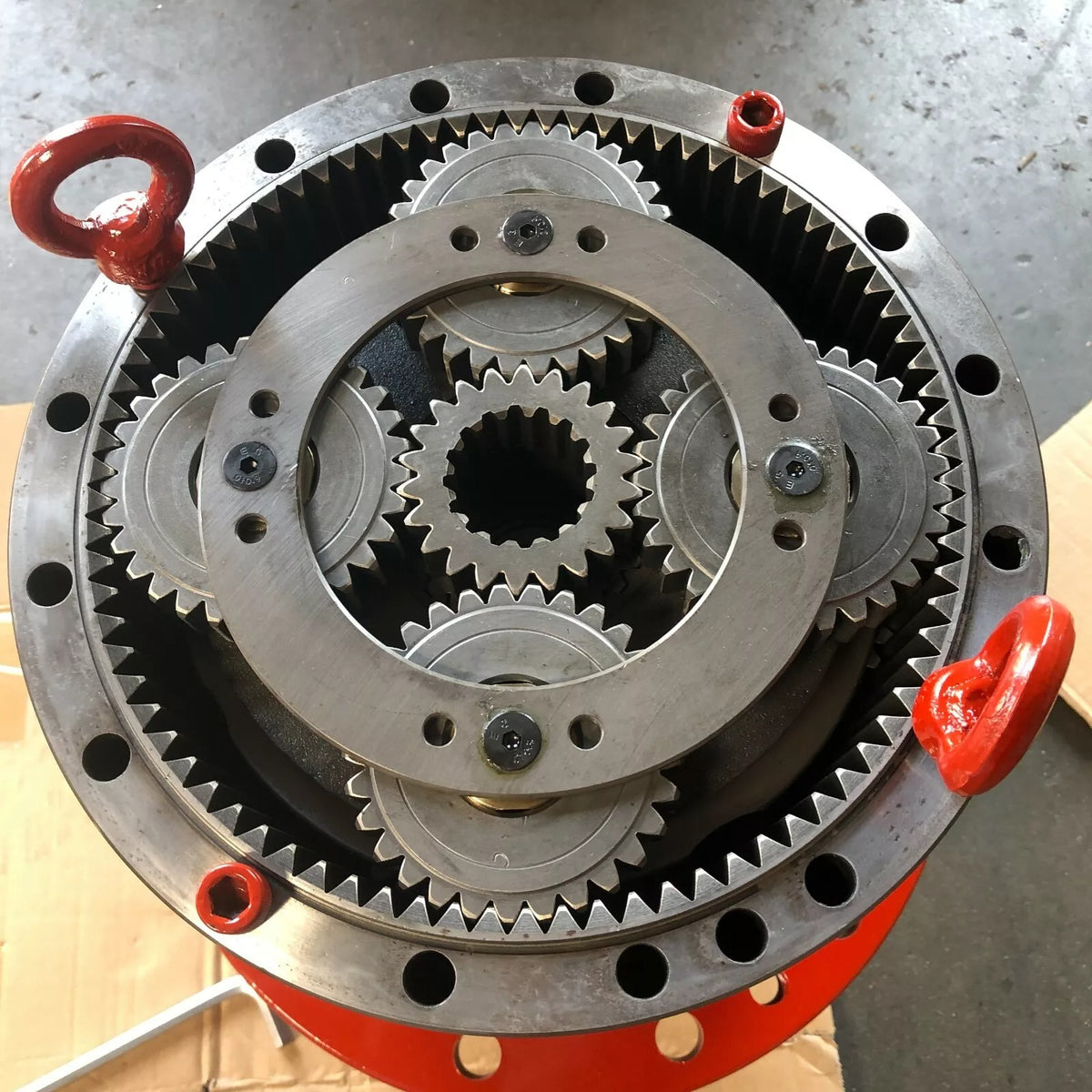 Swing Gearbox 2404-9007 for Komatsu Doosan Daewoo Excavator SOLAR75-V SOLAR70-III DH80 - KUDUPARTS