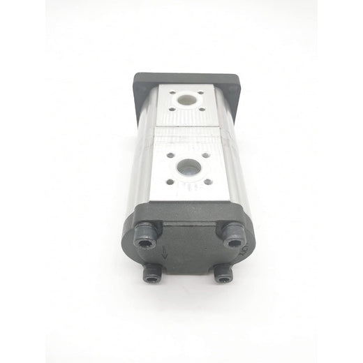 Hydraulic Pump 3A111-82202 Fit for Kubota Tractors M4700 M5400 M6800 M8200 M9000 - KUDUPARTS