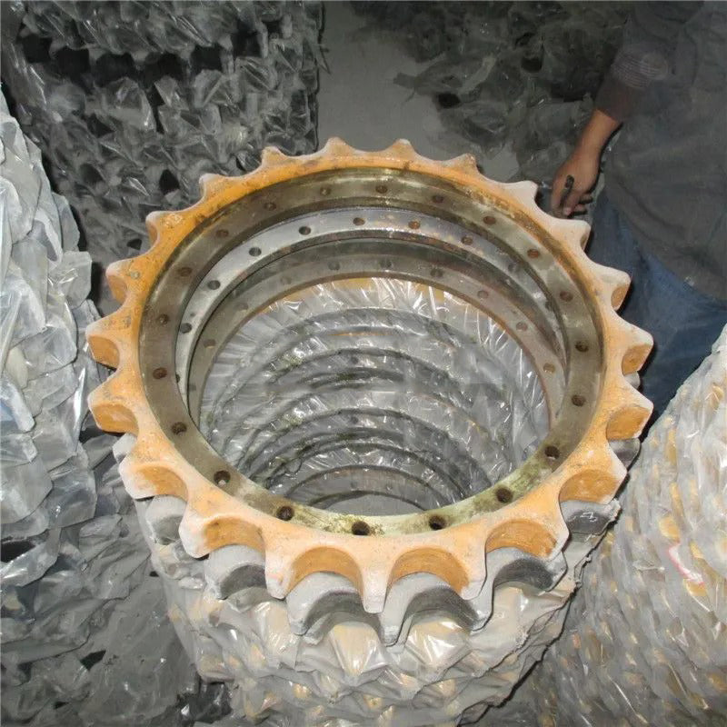 For Komatsu Excavator PC200-3 PC200LC-3 PC220-3 PC220LC-3 PF5-1 PF5LC-1 Driving Sprocket 205-27-71281