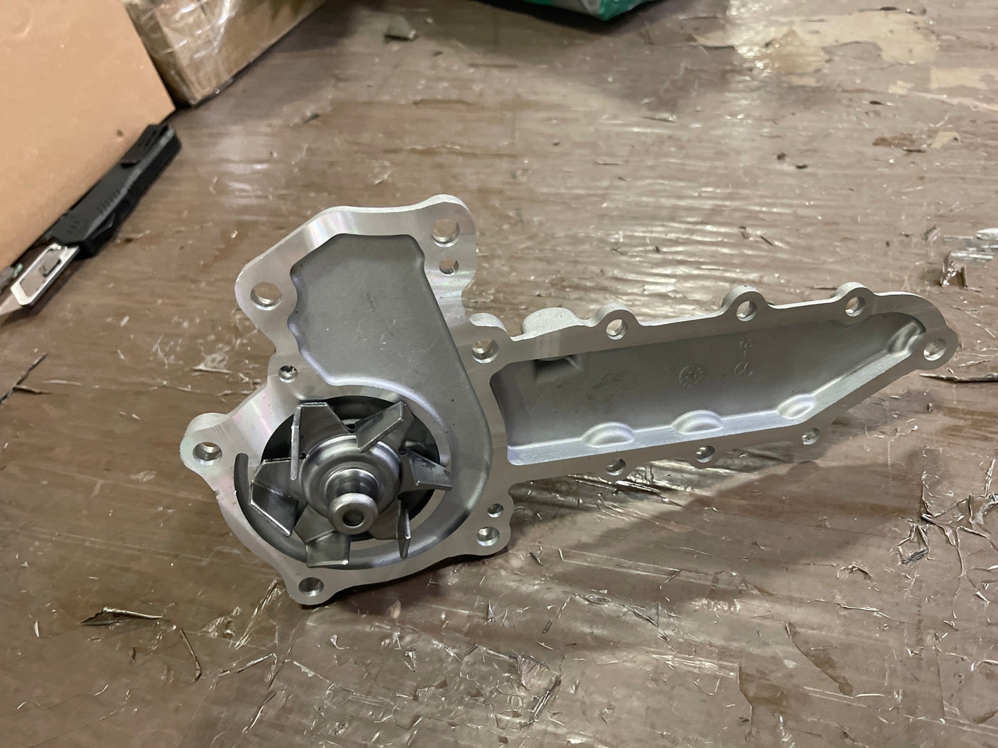 Water Pump 6684865 6684866 For Bobacat 5600 5610 S150 S160 S175 S185 S205 T180 T190 (Ship to US Only.)