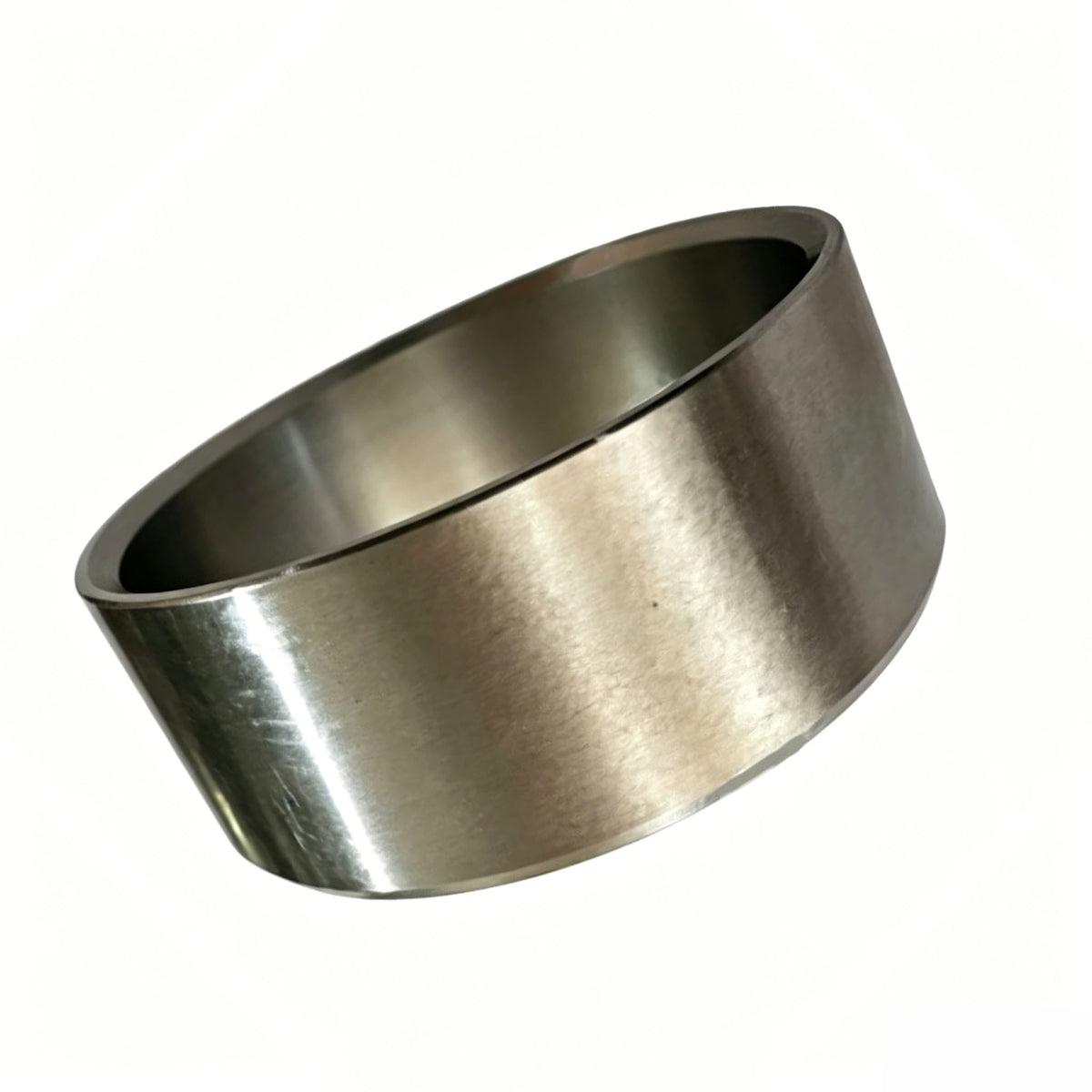 Front Sleeve TC422-12040 for Kubota Tractor L3301DT L3301H L3301HST L3302DT L3901DT L3901H L3901HST L4701DT L4701H L4701HST L4802DT L4802H - KUDUPARTS