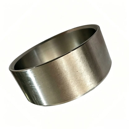 Front Sleeve TC422-12040 for Kubota Tractor L3301DT L3301H L3301HST L3302DT L3901DT L3901H L3901HST L4701DT L4701H L4701HST L4802DT L4802H