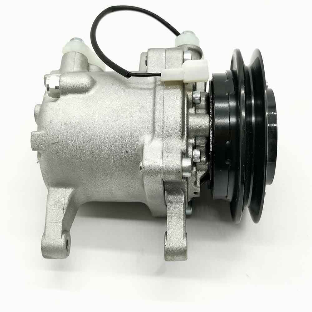 AC Compressor 3C581-50060 3C581-97590 447220-6771 447220-6750 for Kubota Tractors SV07E M108S M5040 M6040 M7040 M8540