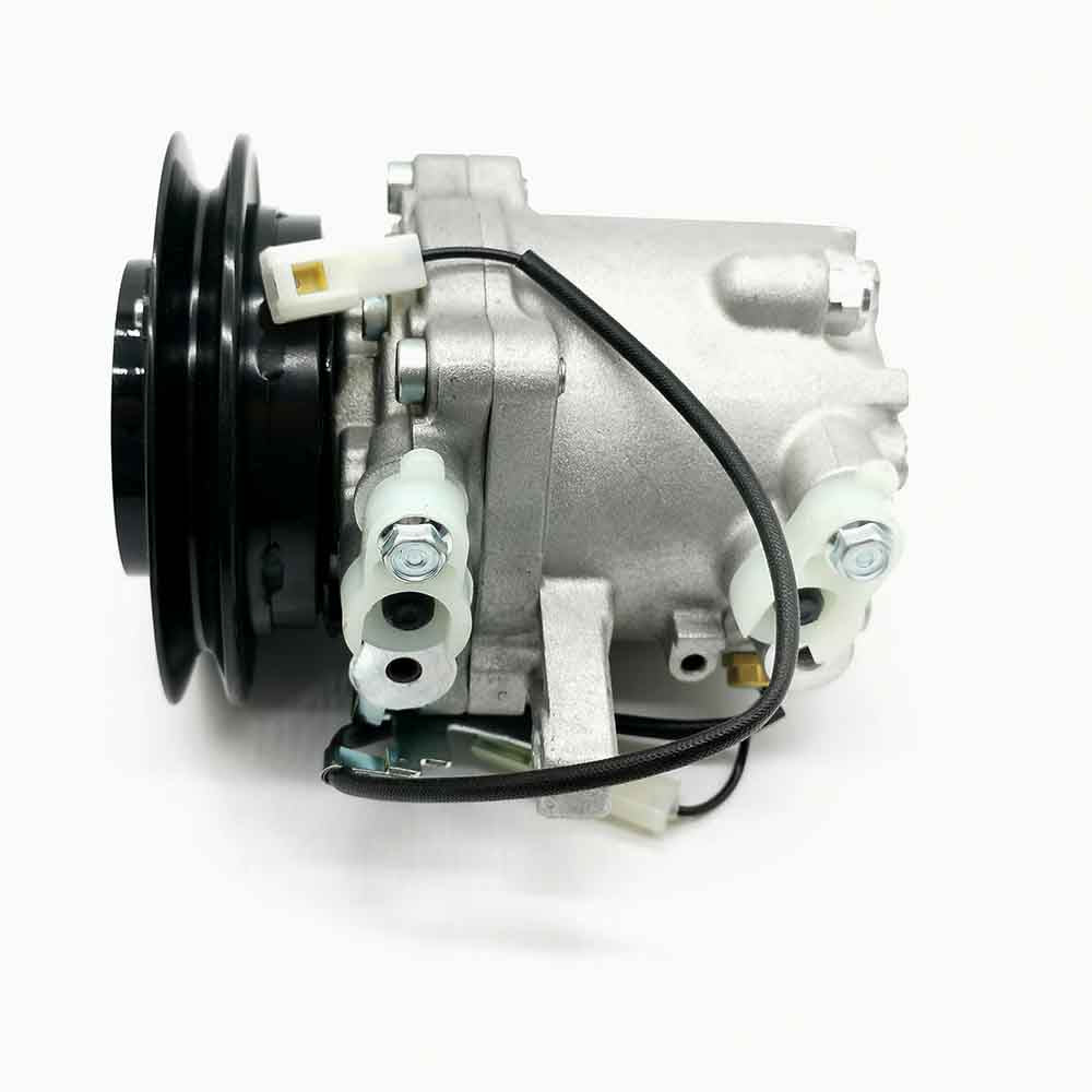 AC Compressor 3C581-50060 3C581-97590 447220-6771 447220-6750 for Kubota Tractors SV07E M108S M5040 M6040 M7040 M8540
