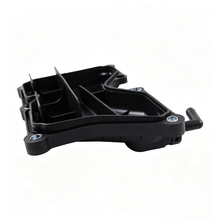 Engine Oil Separator Housing ZJ01-13-570 for 2011-2014 Mazda 2