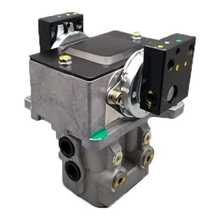 Foot Pilot Valve for Hitachi Excavator EX200-6 ZAX130 ZAX60 ZAX120 ZAX470 ZAX330