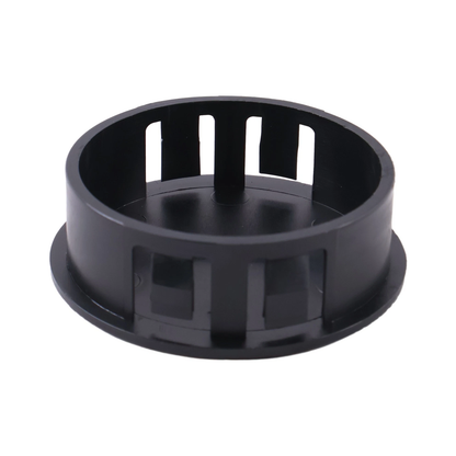 For Bobcat 753 763 773 853 863 5600 5610 7753 S100 S130 T750 T770 T870 Rear Door Plastic Plug Cap 6718796