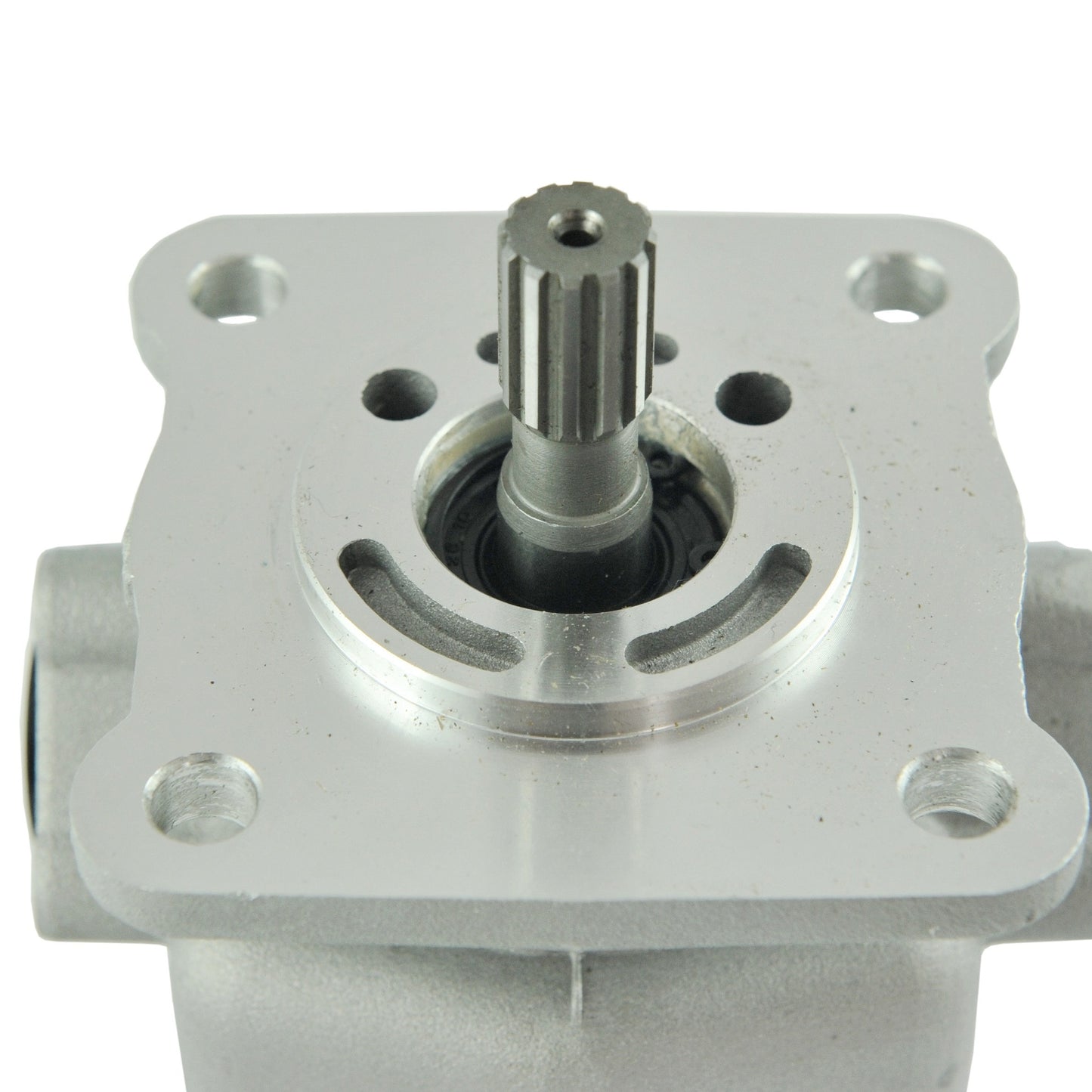 Gear Pump 19669-83801 for Kubota Tractor L235 L275 L2202 L2402 L2602 L4202