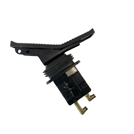 Pedal Single Assembly 34E7-04720 for Hyundai Excavator R110-7 R140LC-7 R140W-7 R160LC-7 R170W-7 R180LC-7 R200W-7 - KUDUPARTS