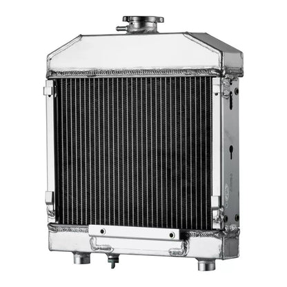 Radiator 15371-72060 for Kubota Tractor B6100D-P B6100E-P B7100D-P