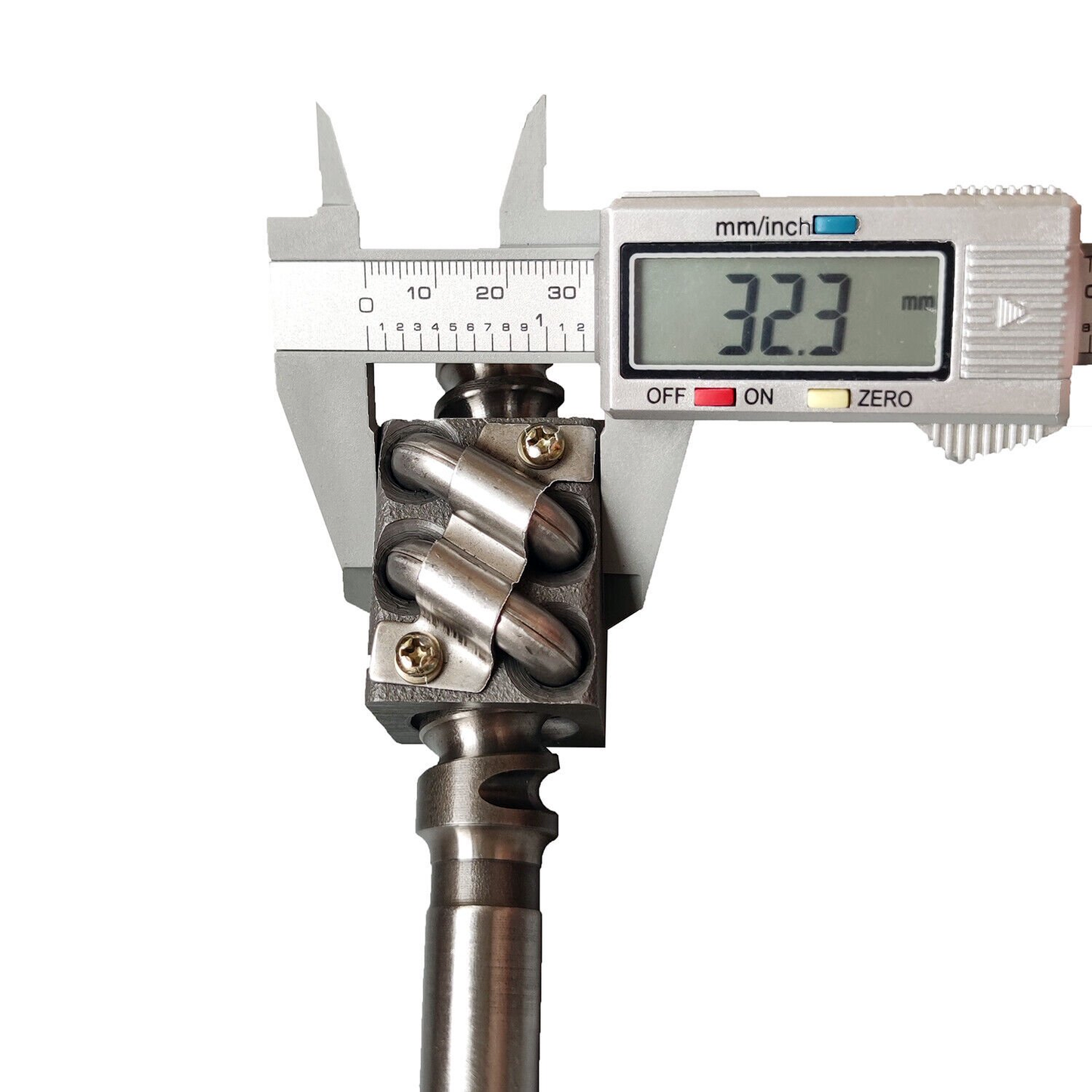 Steering Shaft 67211-41120 for Kubota Tractor B5200 B5200D B6200 B6200D B6200E B7200 B7200D B7200E