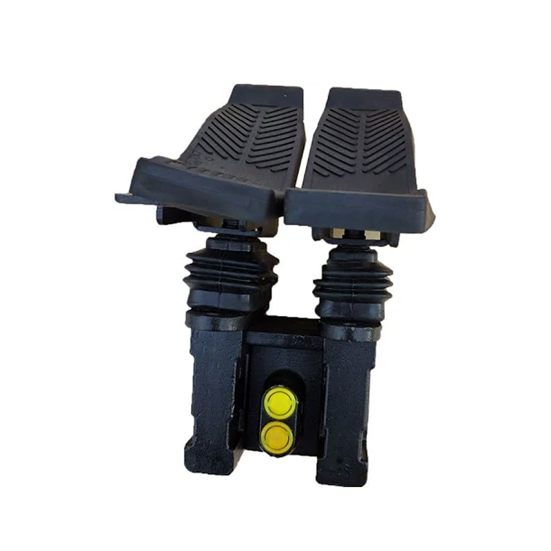 Travel Pilot Valve Foot for Volvo Caterpillar Komatsu Hitachi Daewoo Excavator