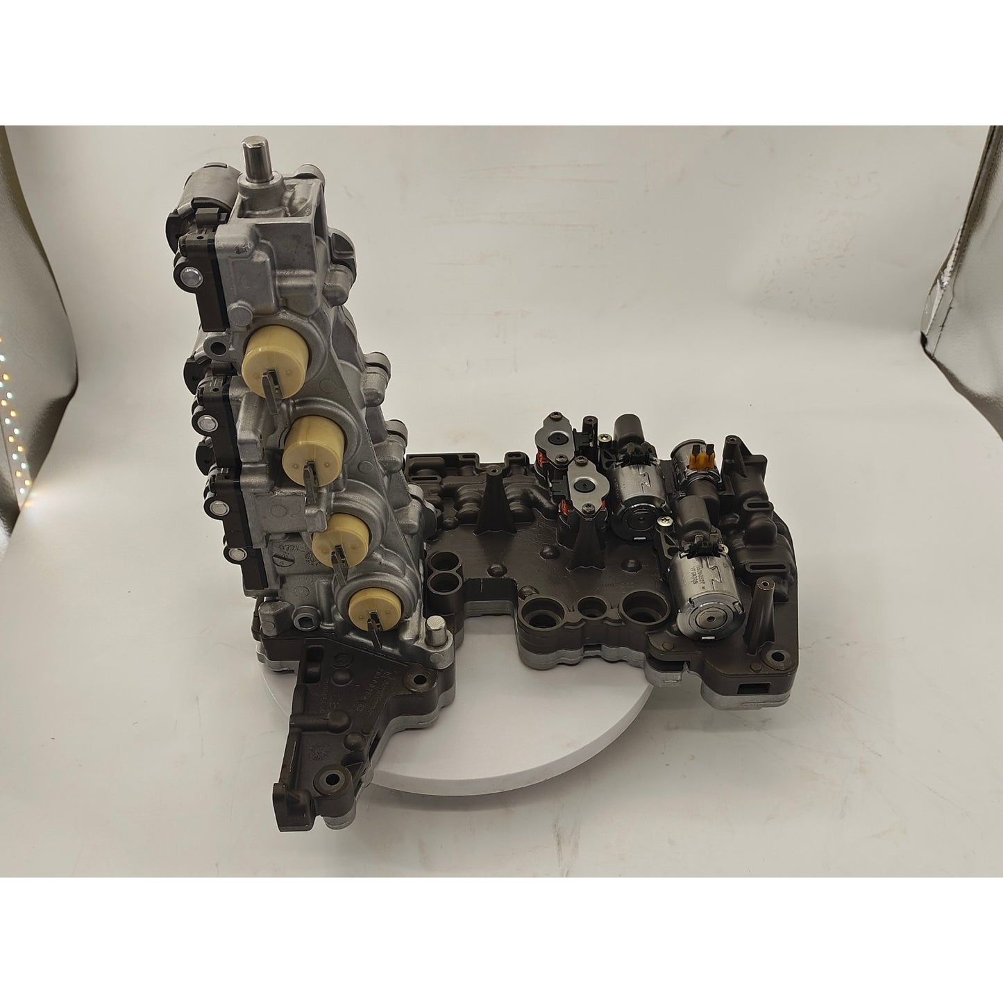 7 Speed Automatic Transmission Valve Body 0B5 DL501 for Audi Vehicle