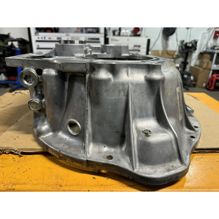 Transmission Housing 32552-U2261-71 for Toyota Engine 1DZ 1ZS 4Y Forklift 8FGU20 8FGU25 8FGU30 8FGU32 8FG18B 8FG25B 8FG30B - KUDUPARTS