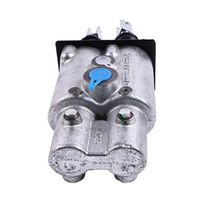 Twin Brake Master Cylinder 47777898 for New Holland T1804 T2104 T2304 T7.220 T7.230 T7.235 T7.245 T7.250 T7.260 T7.270 T7030 T7040 T7050 T7060 T7070