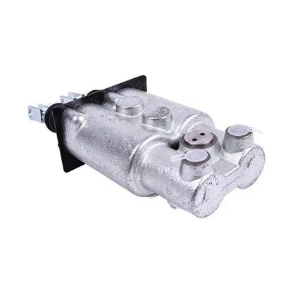 Brake Master Cylinder 87618532 87714038 for New Holland Loader B110B B115B B90B B110BTC B95B B110C