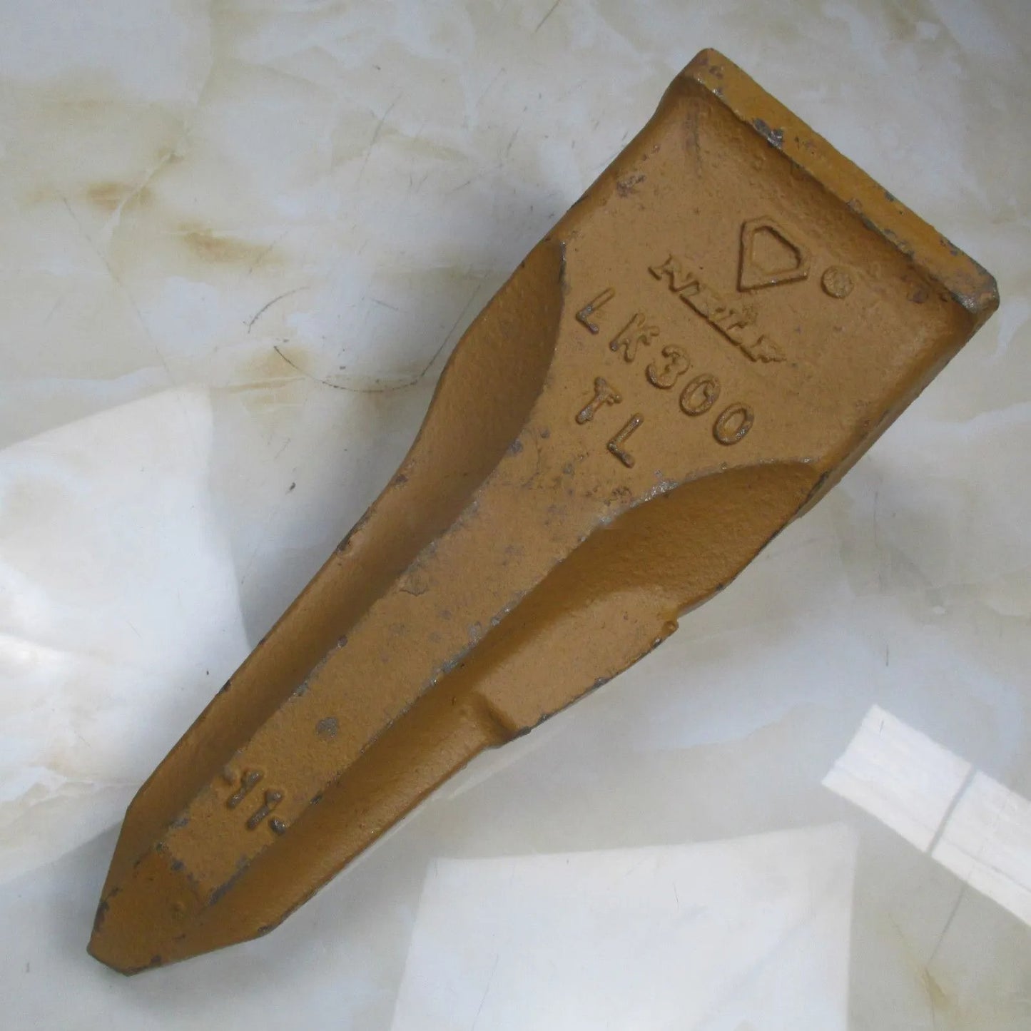 Dent de godet 207-70-14151 pour pelle Komatsu PC220-1 PC220-2 PC220-3 PC300-6 PC300-7 PC300-8 PC360-7