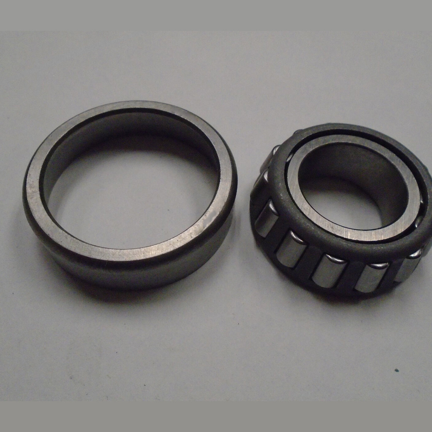 Tapered Roller Bearing 7703090167 0002359850 for Claas Renault Truck