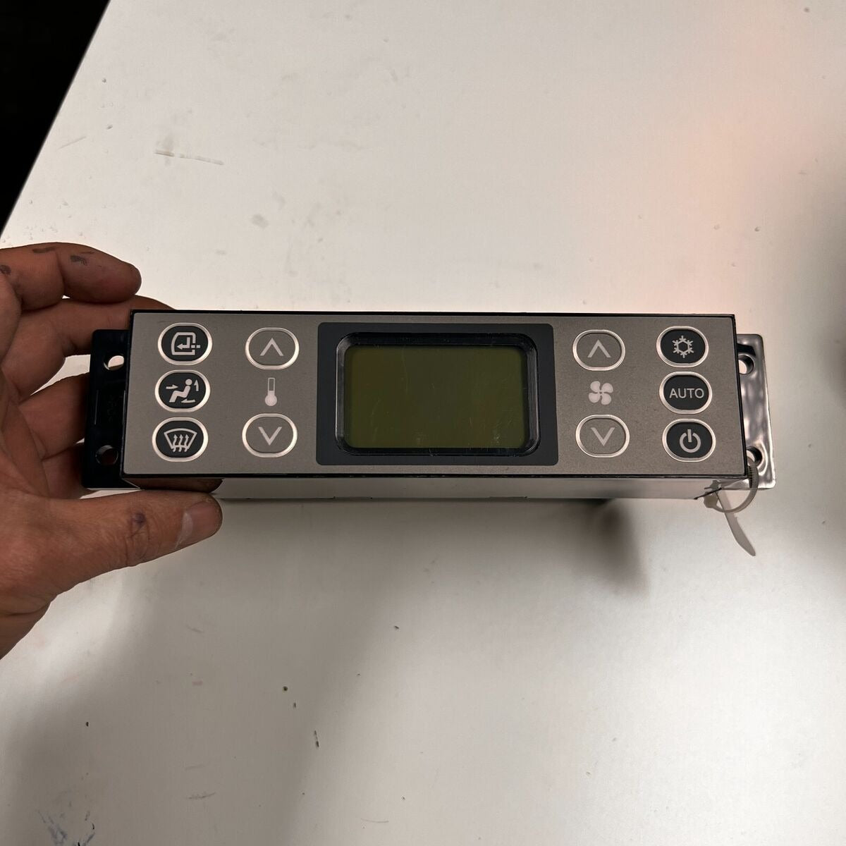 Controlador de aire acondicionado 51586-18200 KHR27251 para excavadora Kobelco SK200-10 SK210-10 CASE CX130C CX160C CX210D CX250D CX490D SH200A5