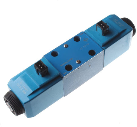 12V Hydraulic Solenoid Directional Valve 25/104700 for JCB SS620 SS640 PS720 PS745 PS760 2CX 3CX - KUDUPARTS