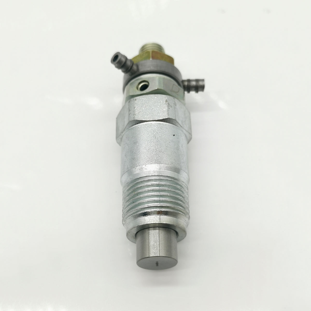 Fuel Injector 15271-53020 3974254 for Kubota L225 L225DT L245DT L245F L245H L275 L285 - KUDUPARTS